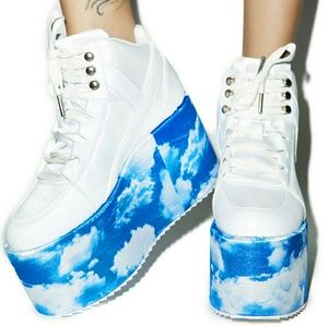 YRU cloud platform sneakers